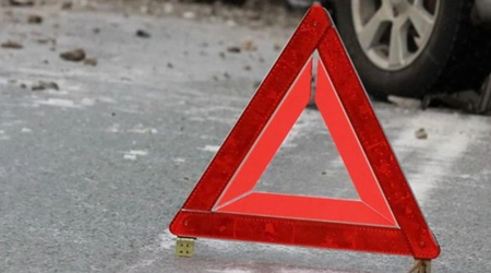 В Физули перевернулся автомобиль, есть погибшие и пострадавшие