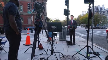 Major news outlets sue Trump administration over White House press ban