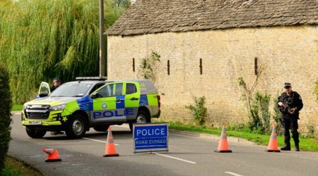 Britaniyada beş nəfər terrorçuluq ittihamı ilə həbs edilib