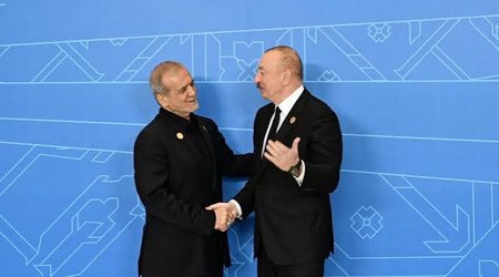 İlham Əliyev Məsud Pezeşkiana zəng edib