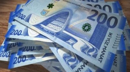 Депутаты в Азербайджане будут выходить на пенсию «как обычные люди»
