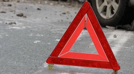 Zığ şosesində yük maşını aşıb, 8 Noyabr prospekti istiqamətində yol bağlanıb