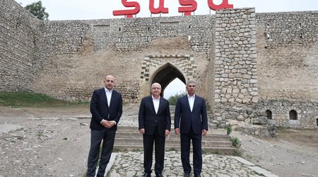 Azərbaycan, Türkiyə və Gürcüstanın müdafiə nazirləri Şuşada bir araya gəlib