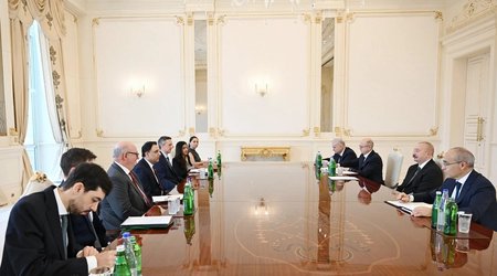 İlham Əliyev Böyük Britaniyanın ticarət üzrə dövlət nazirini qəbul edib