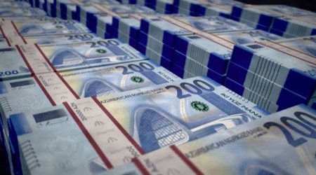 Dövlət büdcəsinin gəlirləri proqnozu 787,7 milyon manat üstələyib