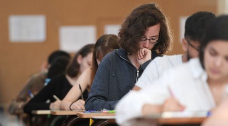 Prezident təqaüdçülərinin universitetlər üzrə bölgüsü açıqlanıb