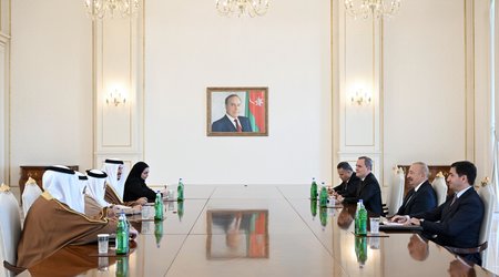 Prezident Bəhreynin xarici işlər nazirini qəbul edib