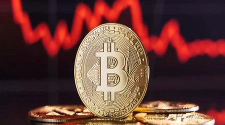 Bitcoin rises to $82,814 amid mixed crypto market