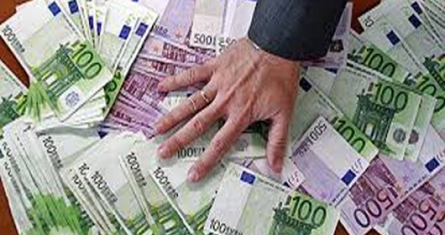 İngiltərədə danışılmış oyun qalmaqalı: 6 nəfər tutulub İngiltərədə danışılmış oyun qalmaqalı: 6 nəfər tutulub