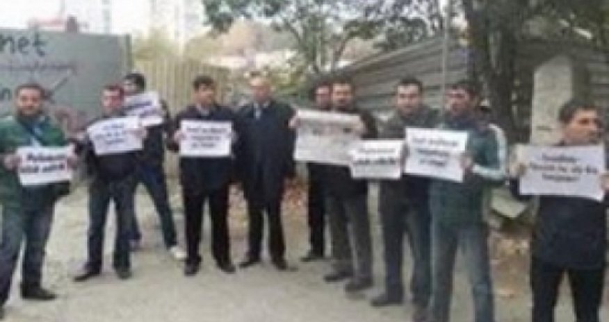 “Azadlıq” qəzeti piket keçirdi “Azadlıq” qəzeti piket keçirdi