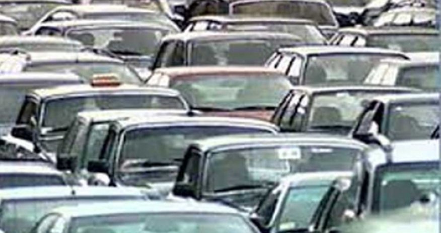Azərbaycanda 5-6 km-lik tıxac aradan qalxıb Azərbaycanda 5-6 km-lik tıxac aradan qalxıb
