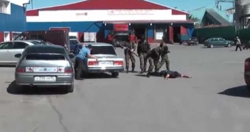 Rusiyada azərbaycanlıların daha bir bazası bağlandı Rusiyada azərbaycanlıların daha bir bazası bağlandı