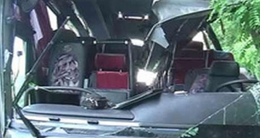 Bakıda sərnişin avtobusu mağazaya girdi: YARALILAR VAR Bakıda sərnişin avtobusu mağazaya girdi: YARALILAR VAR