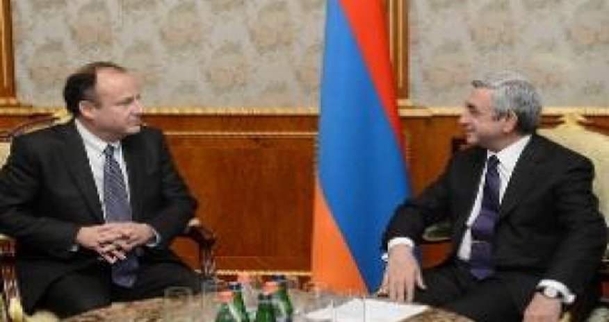 Саргсян обсудил с замгоссекретаря США ход переговоров по Нагорному Карабаху Саргсян обсудил с замгоссекретаря США ход переговоров по Нагорному Карабаху