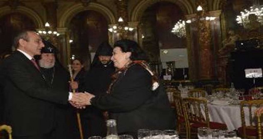 Kabalyenin “Ermənistan və Arsax: Xristian adacığı” adlı albomunun təqdimatı keçirilib Kabalyenin “Ermənistan və Arsax: Xristian adacığı” adlı albomunun təqdimatı keçirilib