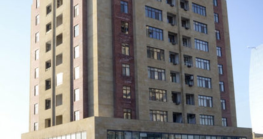 В Баку снесут новостройку- ФОТО В Баку снесут новостройку- ФОТО