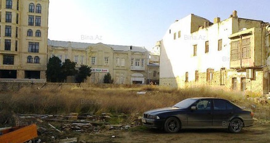 Сотка земли в Баку продается за миллион долларов -ФОТО Сотка земли в Баку продается за миллион долларов -ФОТО