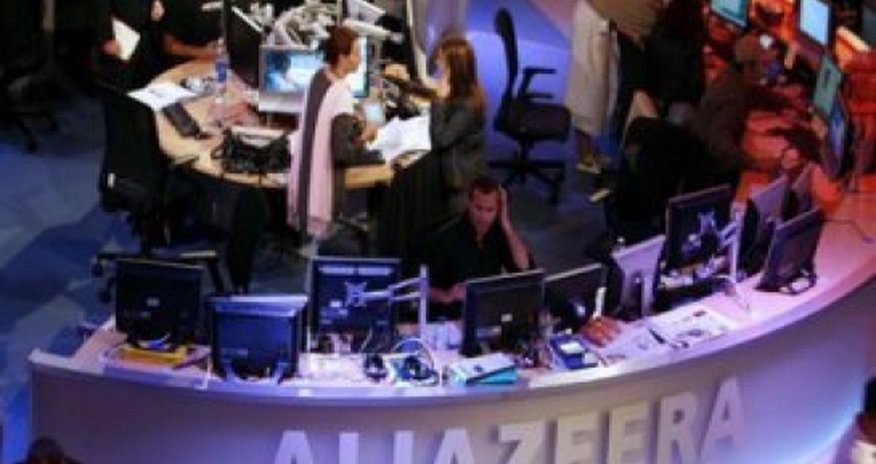 Власти Египта арестовали троих журналистов телеканала Al Jazeera Власти Египта арестовали троих журналистов телеканала Al Jazeera