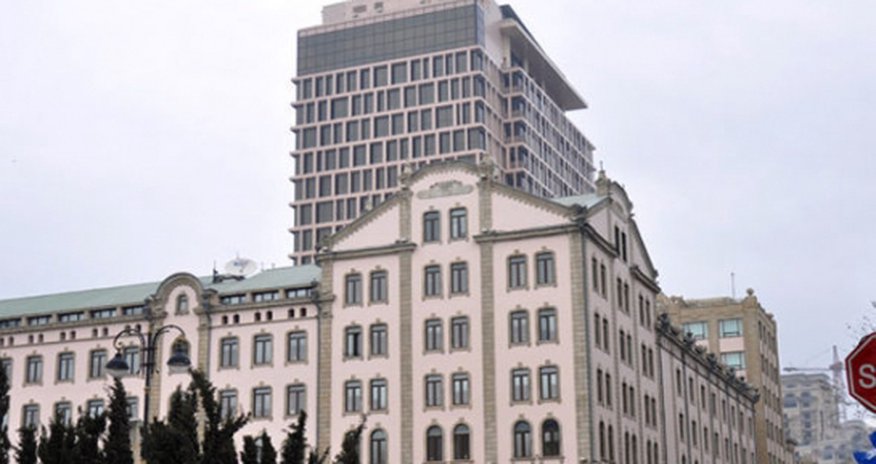 Bakıda tanınmış otel və biznes mərkəzləri satışa çıxarıldı Bakıda tanınmış otel və biznes mərkəzləri satışa çıxarıldı