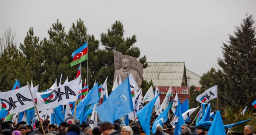 Мусават провел митинг у памятника Мамеда Эмина Расулзаде -ФОТО Мусават провел митинг у памятника Мамеда Эмина Расулзаде -ФОТО