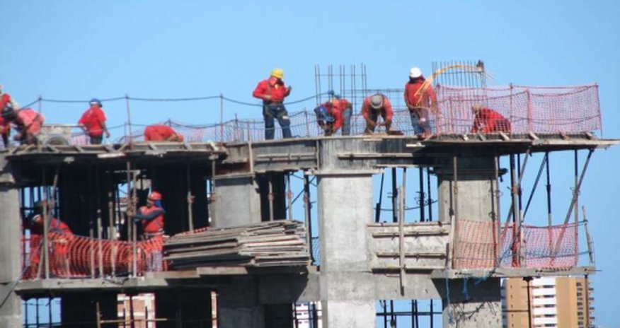 В Азербайджане подорожали строительные работы В Азербайджане подорожали строительные работы