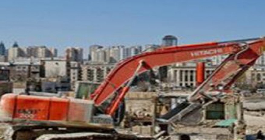 В Баку начался снос домов на трёх центральных проспектах В Баку начался снос домов на трёх центральных проспектах