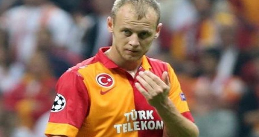 "Qalatasaray"ın futbolçusu "Napoli"nin hədəfində "Qalatasaray"ın futbolçusu "Napoli"nin hədəfində