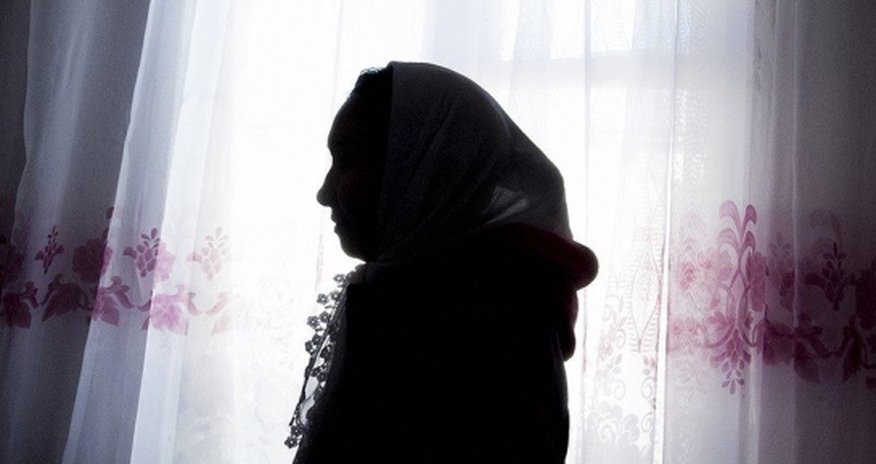 Имама обвиняют в проведении незаконной брачной церемонии Имама обвиняют в проведении незаконной брачной церемонии