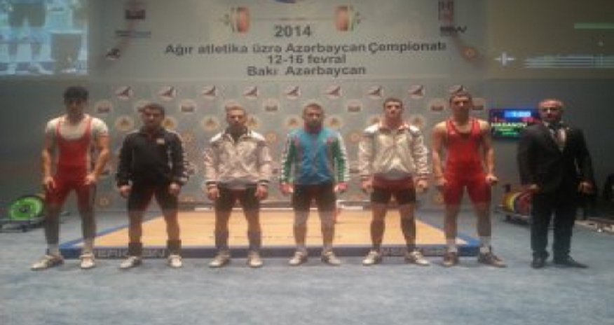 Валентин Христов выиграл золото чемпионата по тяжелой атлетике Валентин Христов выиграл золото чемпионата по тяжелой атлетике