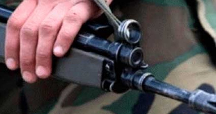 В Азербайджане солдат ранил своего сослуживца В Азербайджане солдат ранил своего сослуживца