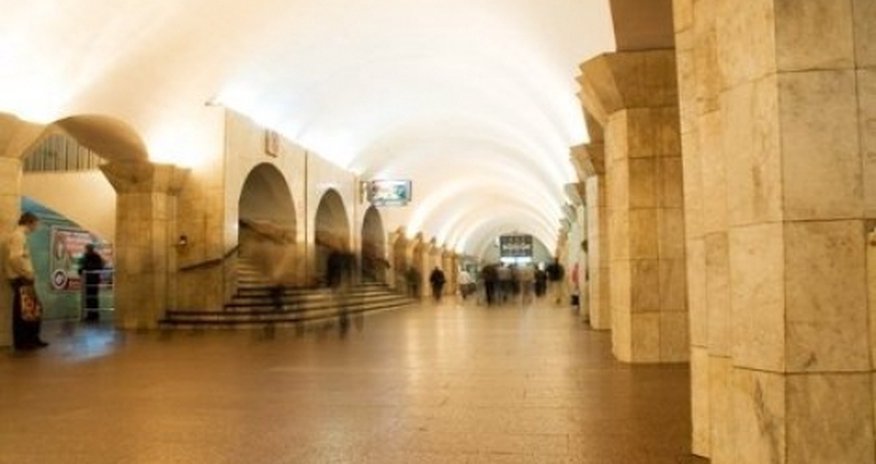Работа метро в Киеве приостановлена Работа метро в Киеве приостановлена