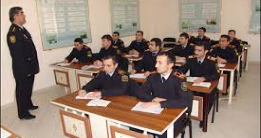 Polis olmaq istəyənlər imtahan verəcək Polis olmaq istəyənlər imtahan verəcək