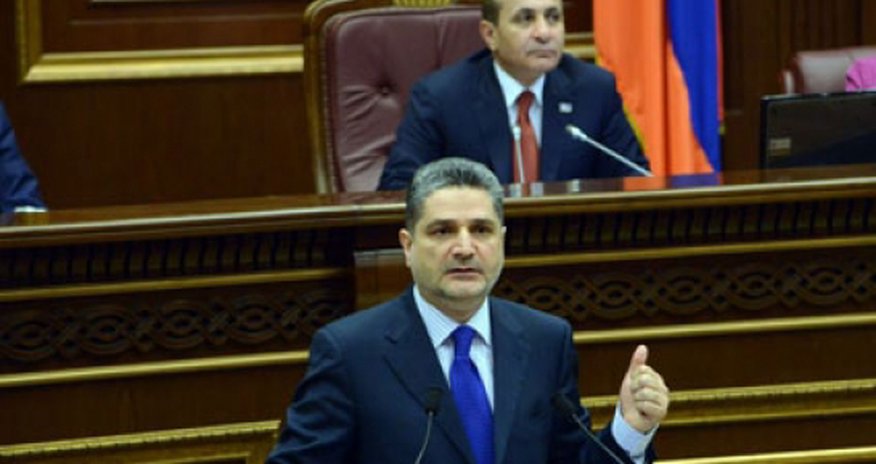 Ermənistanın baş nazirinin vəziyyəti gərginləşir Ermənistanın baş nazirinin vəziyyəti gərginləşir