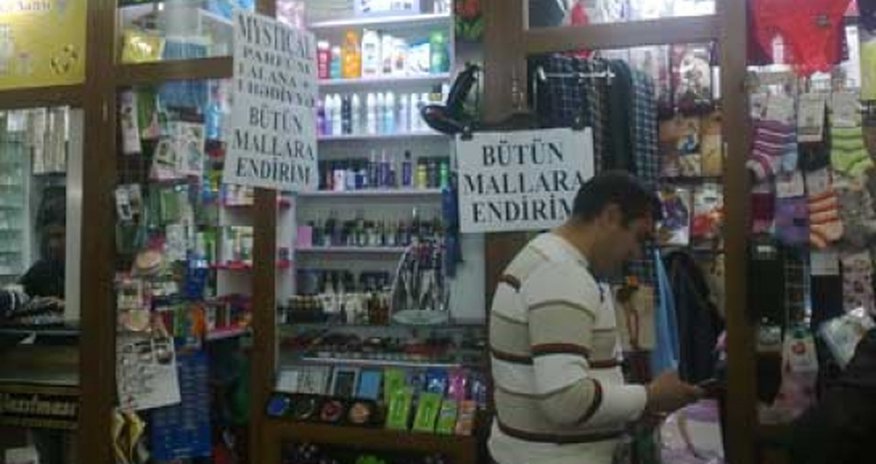 “Neftçilər”dəki aksiyanın iştirakçıları dövlət qurumuna şikayət etdi “Neftçilər”dəki aksiyanın iştirakçıları dövlət qurumuna şikayət etdi