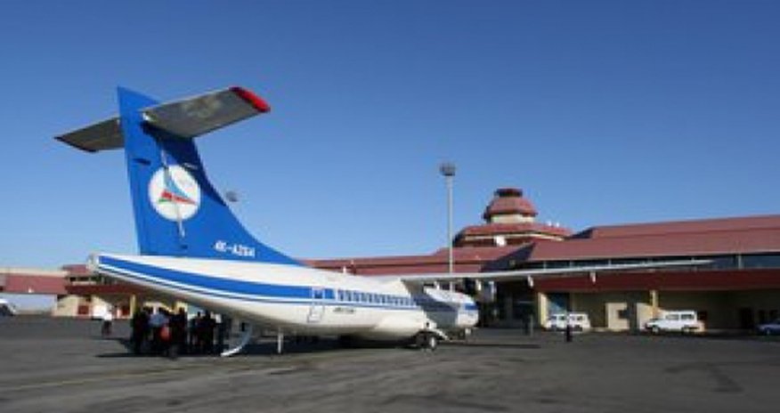 В стамбульском аэропорту произошло возгорание самолета AZAL В стамбульском аэропорту произошло возгорание самолета AZAL