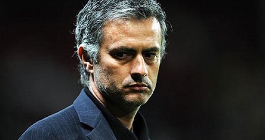 Mourinyo: "İbrahimoviç dünyanın ən yaxşısıdır" Mourinyo: "İbrahimoviç dünyanın ən yaxşısıdır"