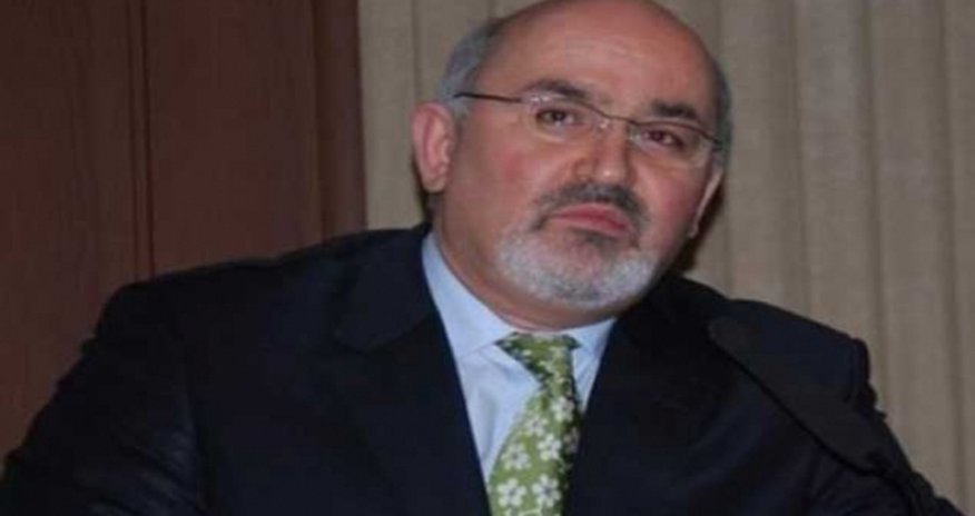 Tanınmış jurnalist-yazar həbs edilib Tanınmış jurnalist-yazar həbs edilib