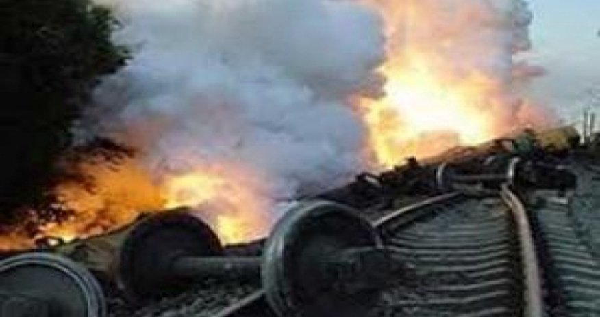 В Азербайджане на железной дороге произошел пожар В Азербайджане на железной дороге произошел пожар