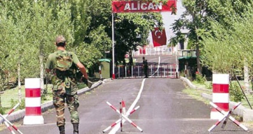 Sərhəddə Ermənistan vətəndaşı saxlanıldı Sərhəddə Ermənistan vətəndaşı saxlanıldı