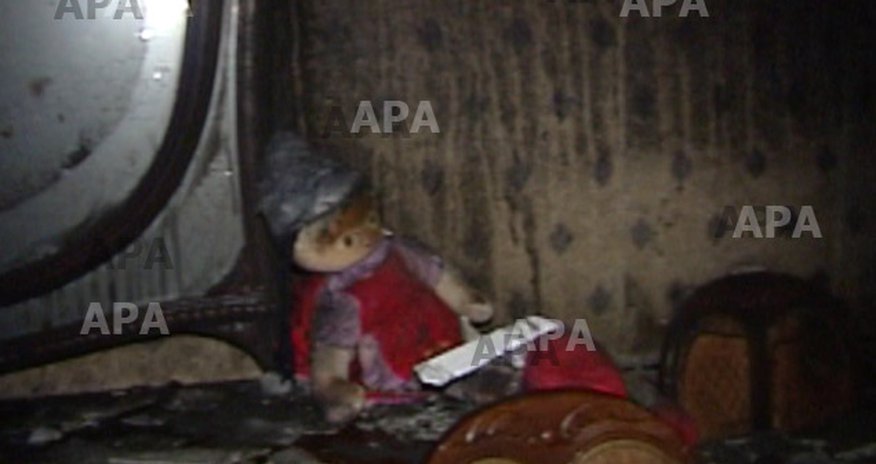Bakıda yaşayış binasında yanğın - FOTO Bakıda yaşayış binasında yanğın - FOTO