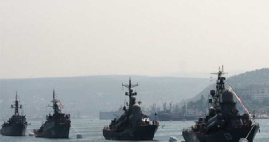Rusiyanın iki hərbi gəmisi boğazdan keçdi Rusiyanın iki hərbi gəmisi boğazdan keçdi