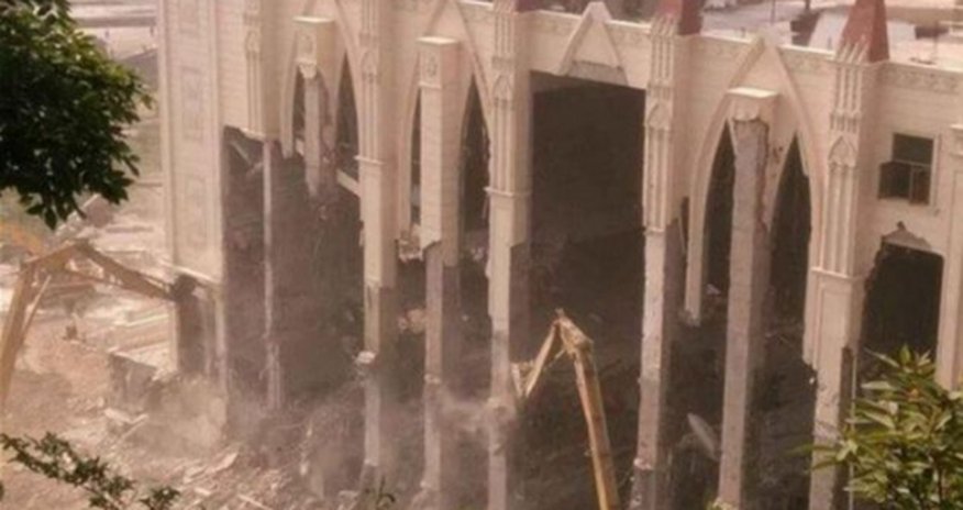 Biblical statues destroyed as part of widening crackdown Biblical statues destroyed as part of widening crackdown