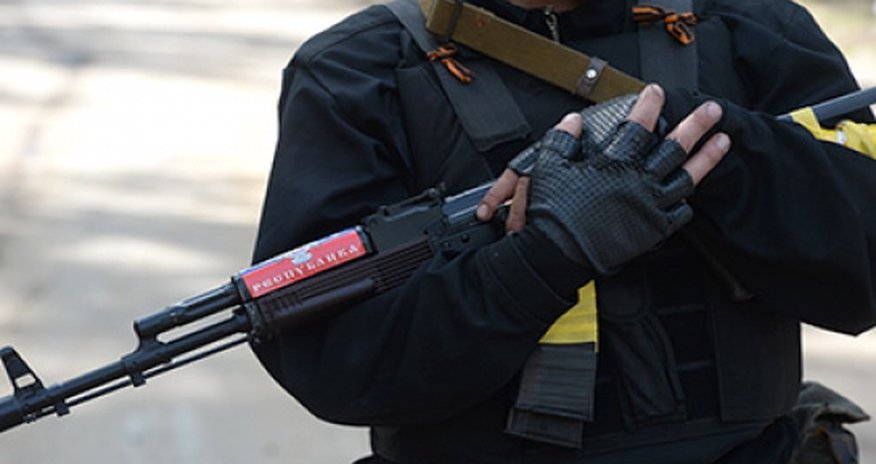 В Славянске возобновились бои В Славянске возобновились бои