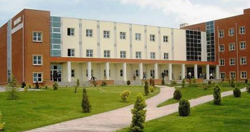 Qafqaz Universitetindən türk müəllimlər çıxarılıb? Qafqaz Universitetindən türk müəllimlər çıxarılıb?