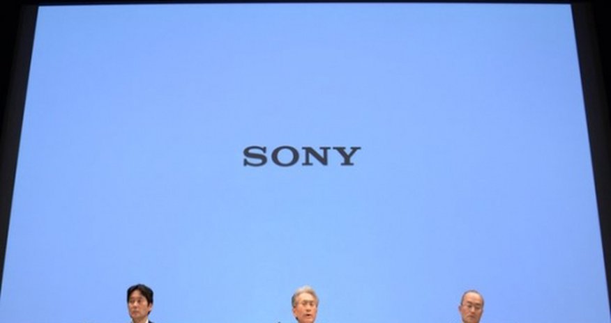 Sony shares slide 7% after firm forecasts more losses Sony shares slide 7% after firm forecasts more losses