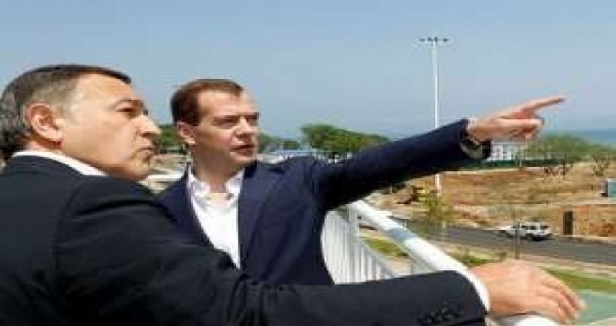 Araz Ağalarov şikayətçidir Araz Ağalarov şikayətçidir