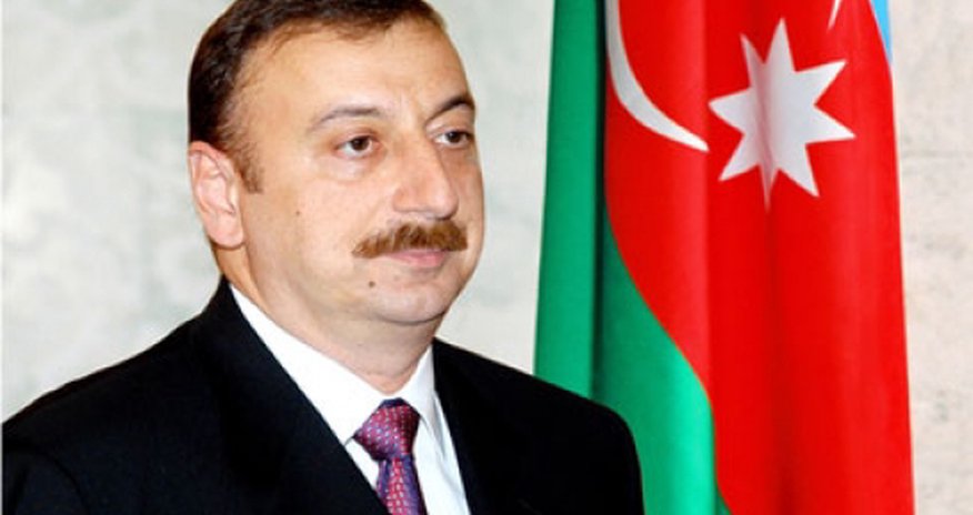 İlham Əliyev təbrik etdi İlham Əliyev təbrik etdi