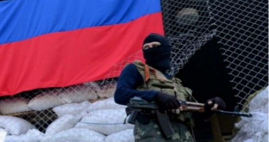 Власти "ДНР" объявили военное положение Власти "ДНР" объявили военное положение