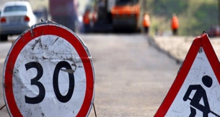 Bakıda bir yol açılıb, digəri bağlanır Bakıda bir yol açılıb, digəri bağlanır