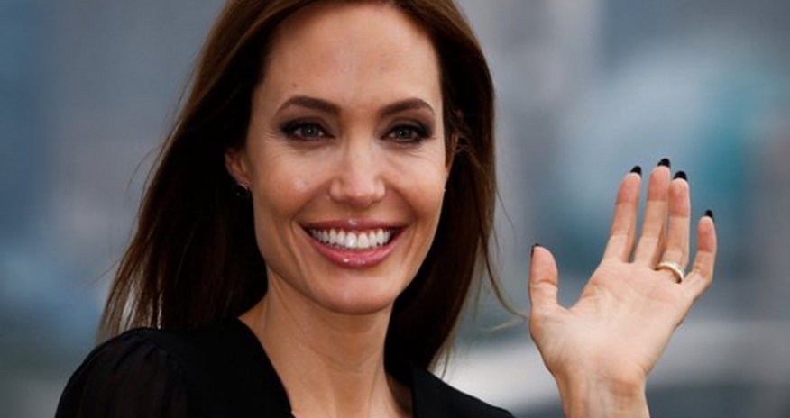 Angelina Jolie: 'Most fans are just wonderful' Angelina Jolie: 'Most fans are just wonderful'